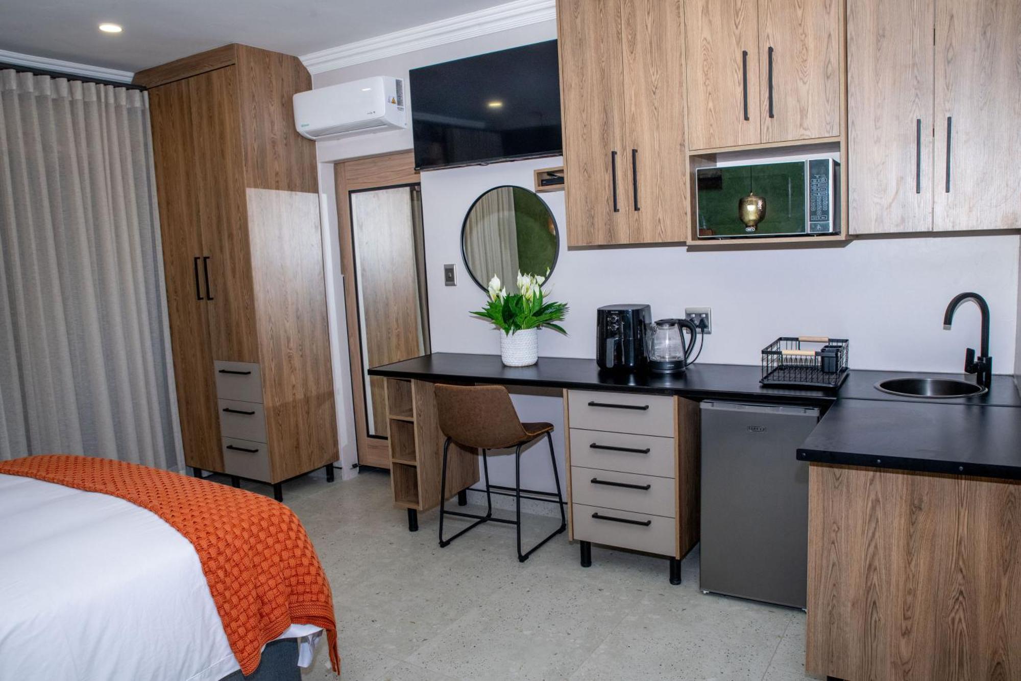 Iso'Bella Vita Guesthouse Phalaborwa Bagian luar foto