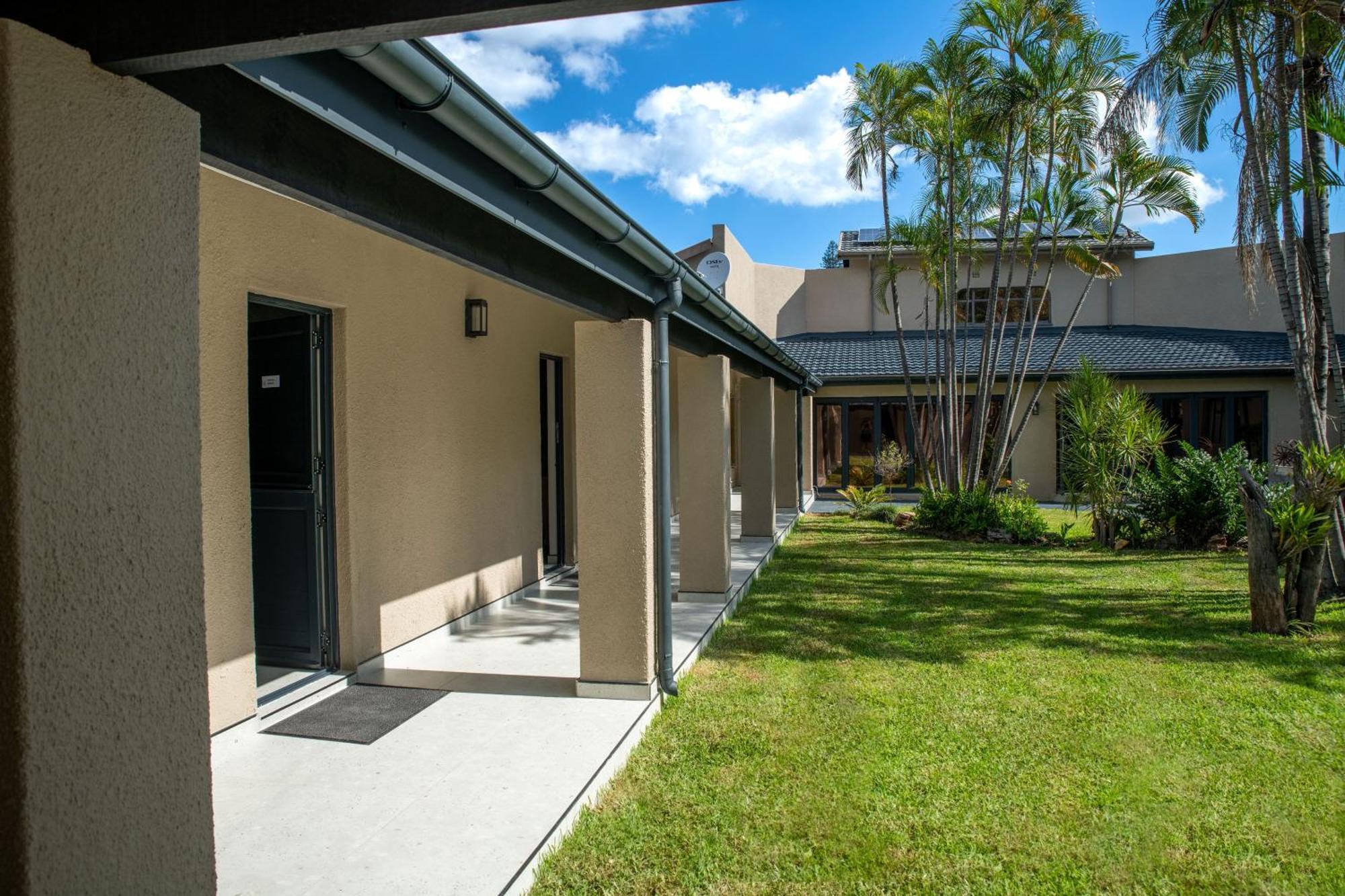 Iso'Bella Vita Guesthouse Phalaborwa Bagian luar foto
