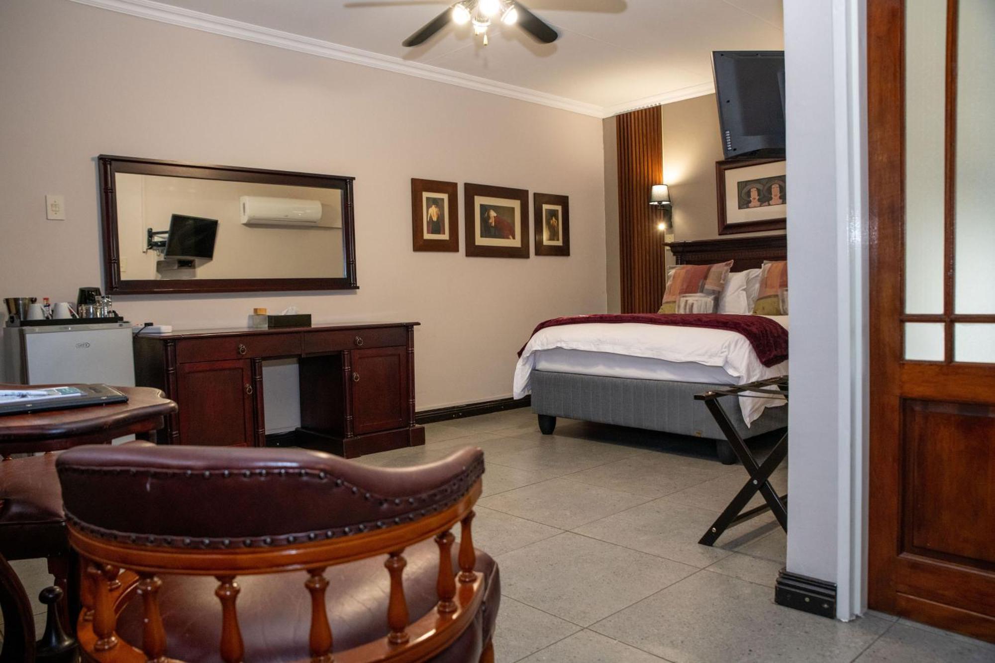 Iso'Bella Vita Guesthouse Phalaborwa Bagian luar foto