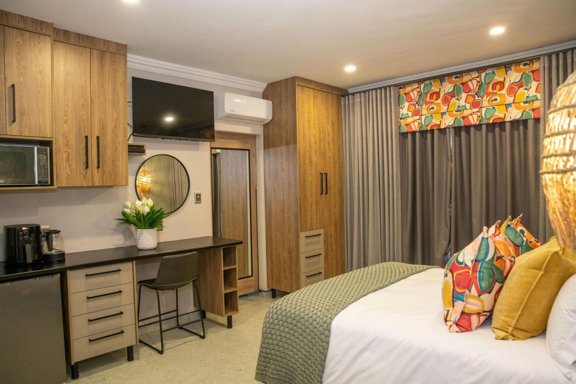Iso'Bella Vita Guesthouse Phalaborwa Bagian luar foto